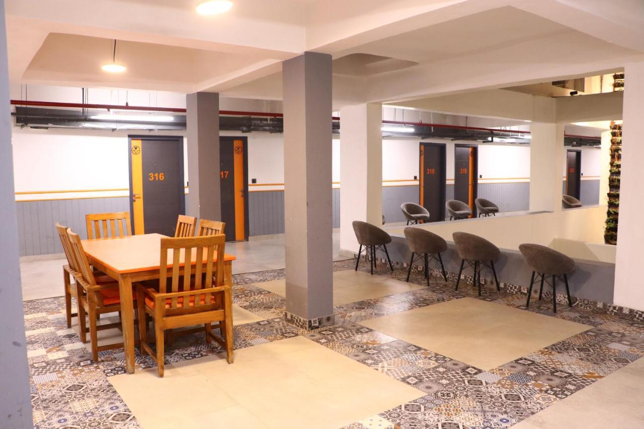 Virohaa Garden Hotel Ghaziabad Exterior foto