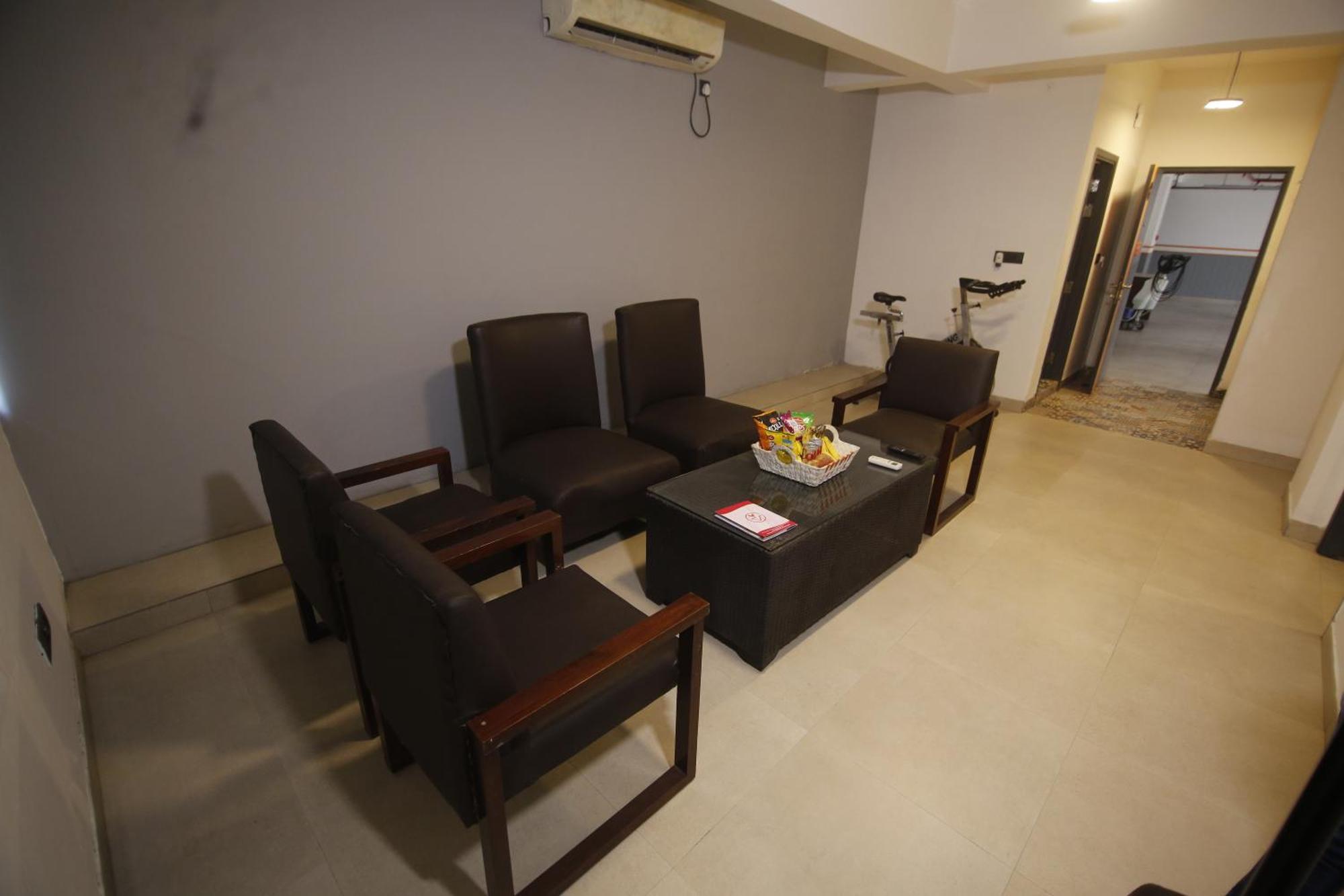 Virohaa Garden Hotel Ghaziabad Exterior foto