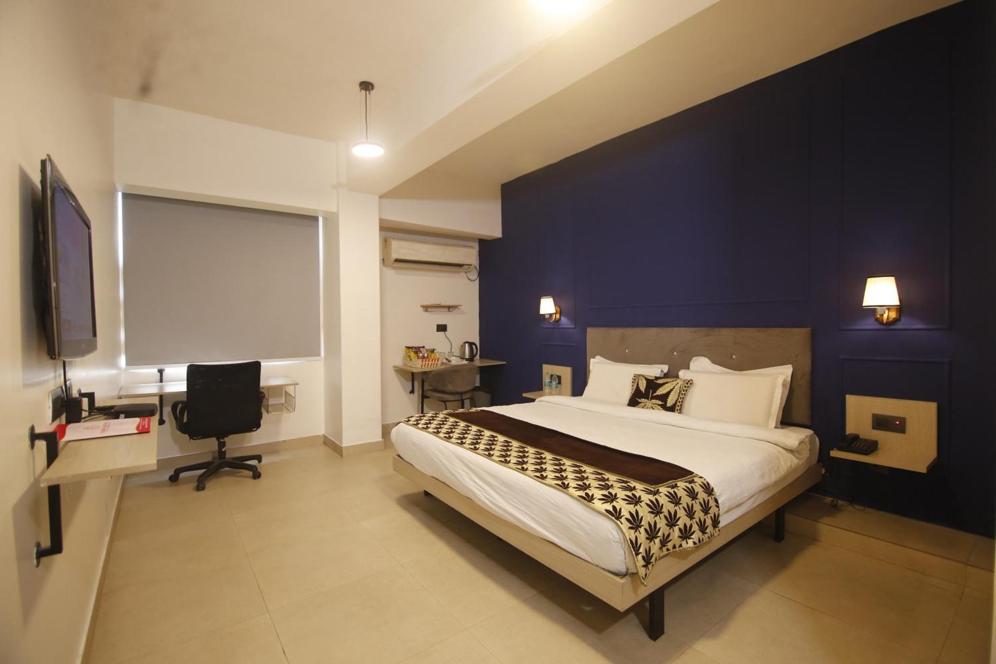 Virohaa Garden Hotel Ghaziabad Exterior foto